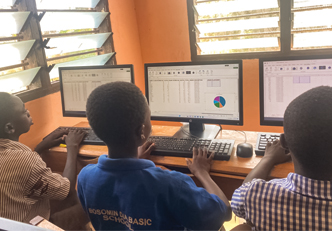 Students taking data analysis course